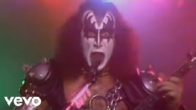 Kiss - I Love It Loud