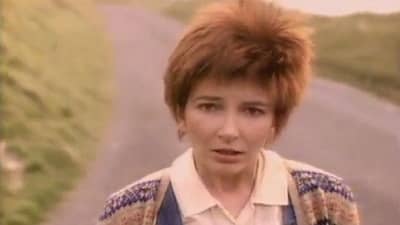 Kate Bush - Cloudbusting