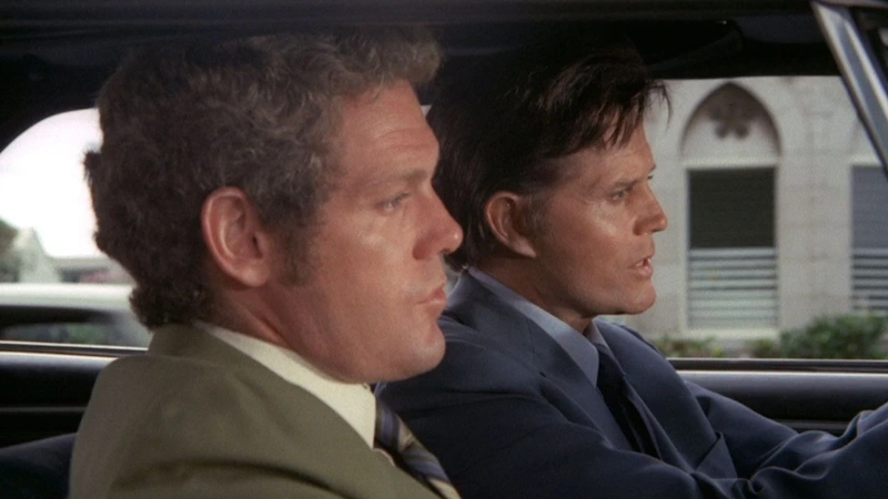 Hawaï police d'État – Danny Williams et Steve McGarrett – 1968